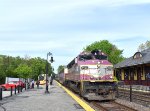 GP40MC # 1134 leading Train # 423-this is the express to Wachusett with S. Action being the first stop 